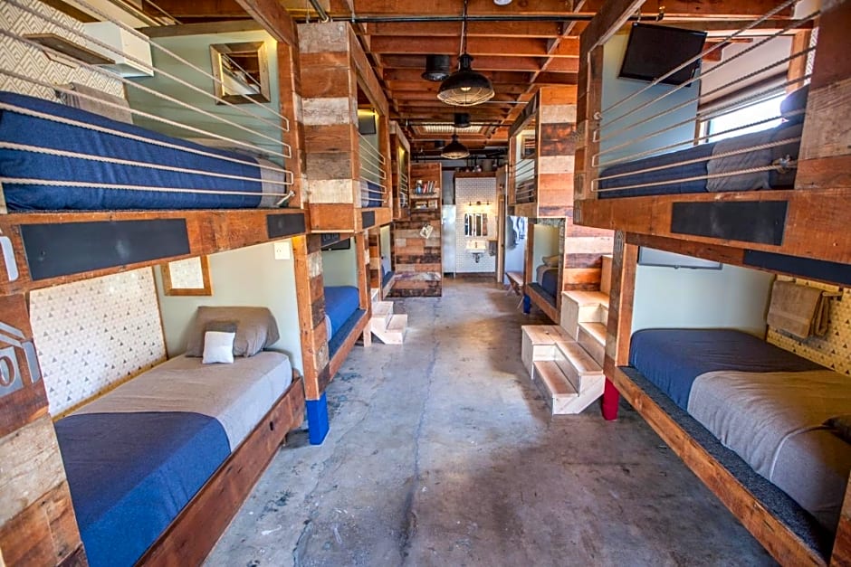 PodShare Los Feliz