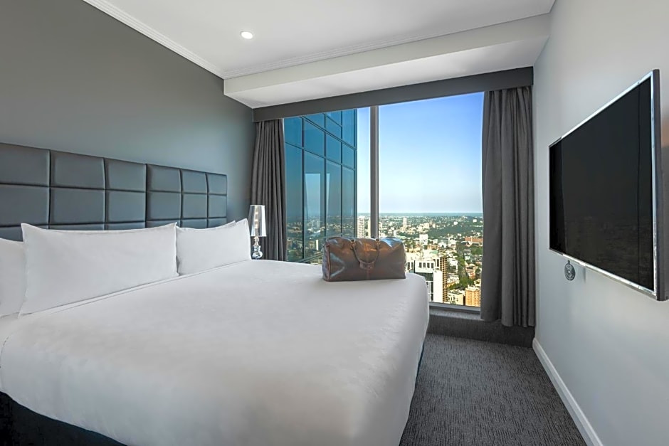 Meriton Suites World Tower, Sydney