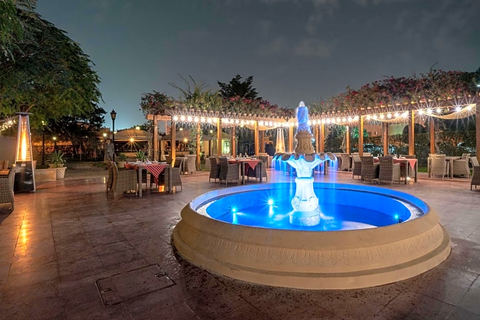 Al Aziziyah Boutique Hotel