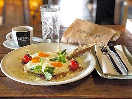 Sky & Sun Luxury Rooms