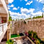 Hotel Colonial Zaci by GuruHotel