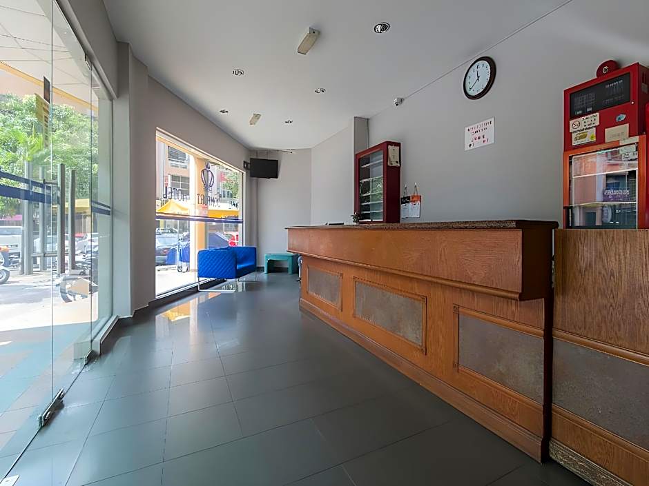 Super OYO 828 Comfort Hotel Shah Alam