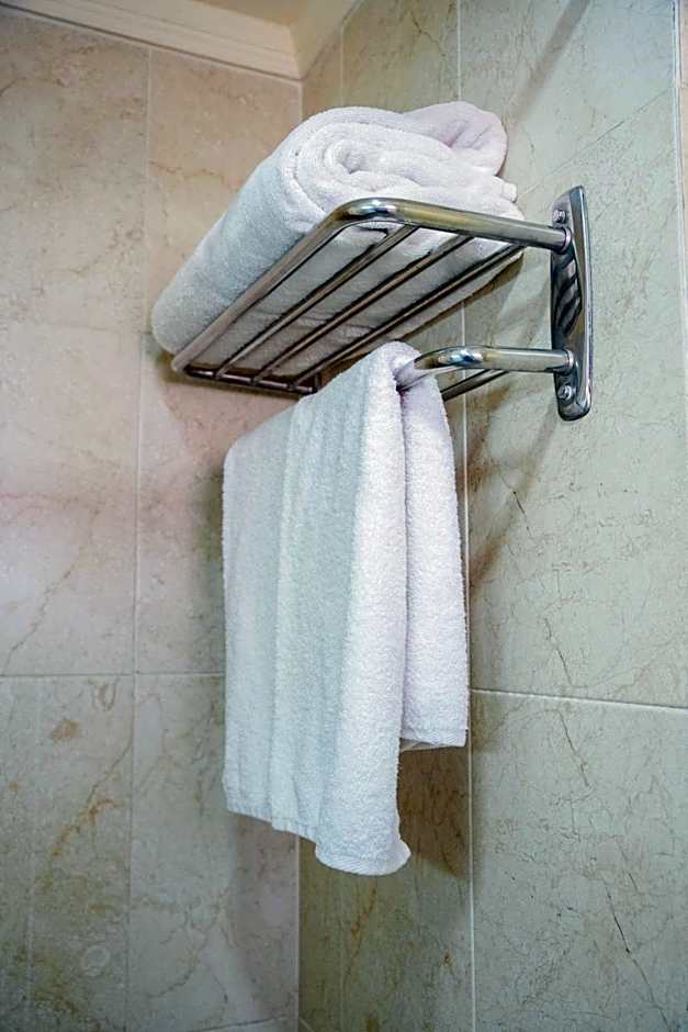 Fanar Hotel