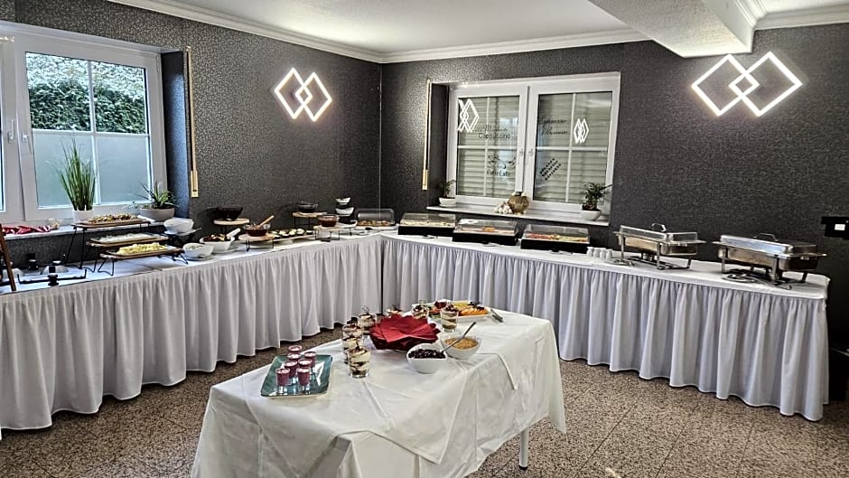 DUA Hotel