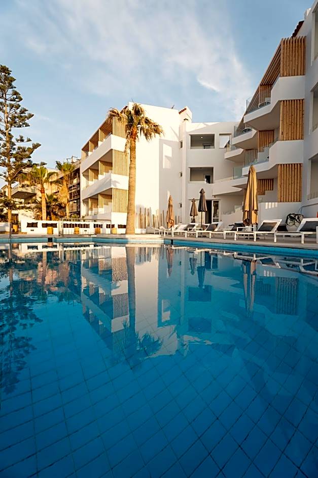 Petradi Beach Lounge Hotel