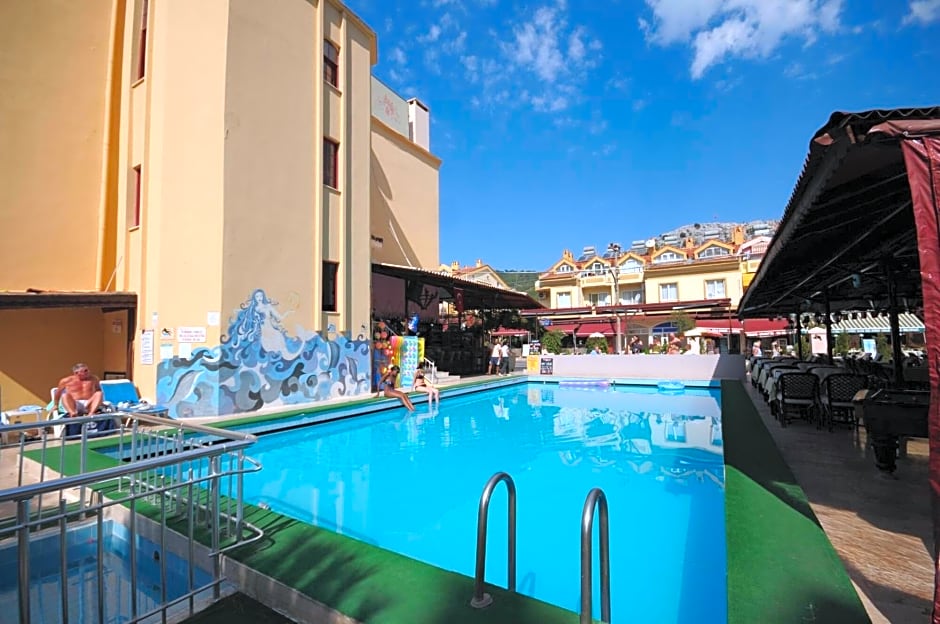 Grand Villa Sol Apart