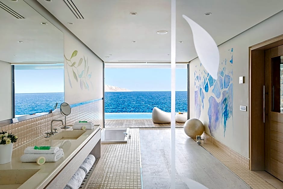 Elounda Beach Hotel & Villas, a Member of the Leading Hotels of the Wo