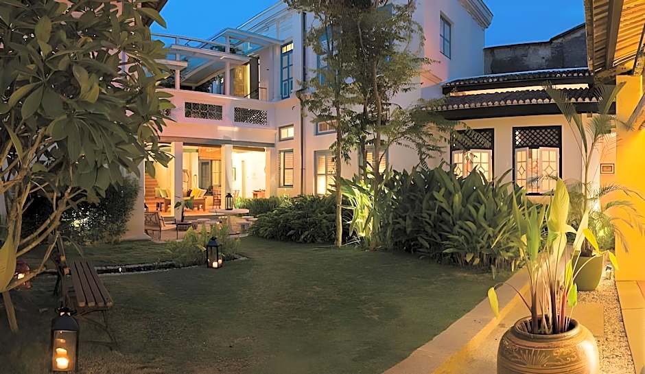 23 Love Lane Hotel