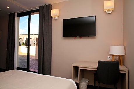 Superior Double Room with Balcony