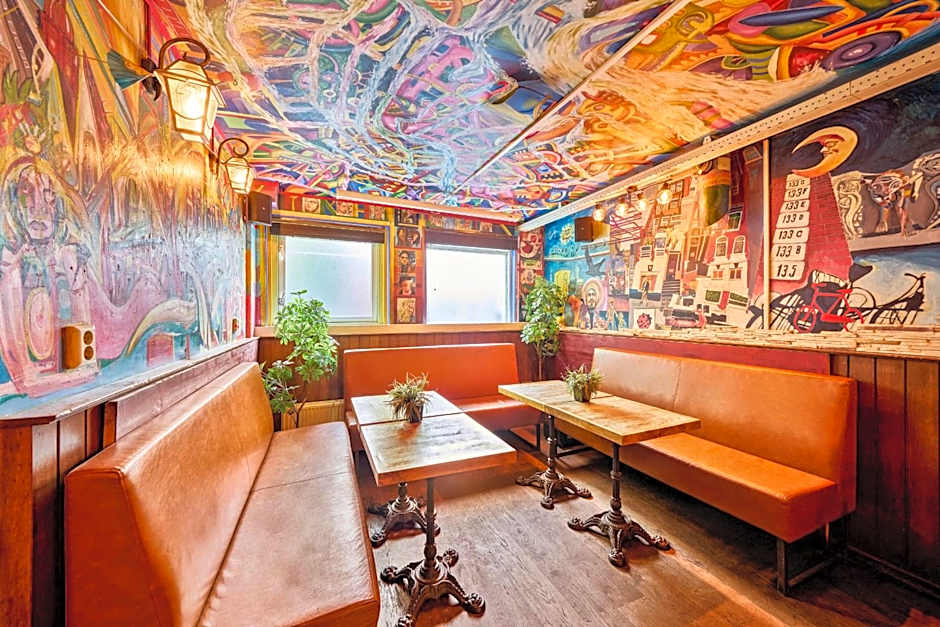 Flying Pig Uptown