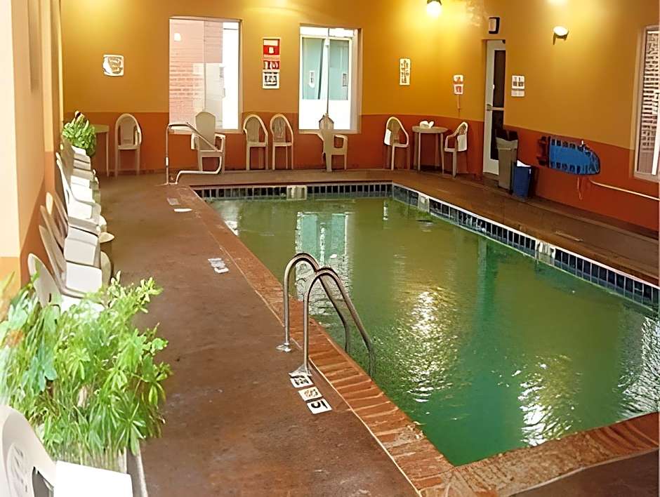 Holiday Inn Express Hotel & Suites Louisville South-Hillview By IHG