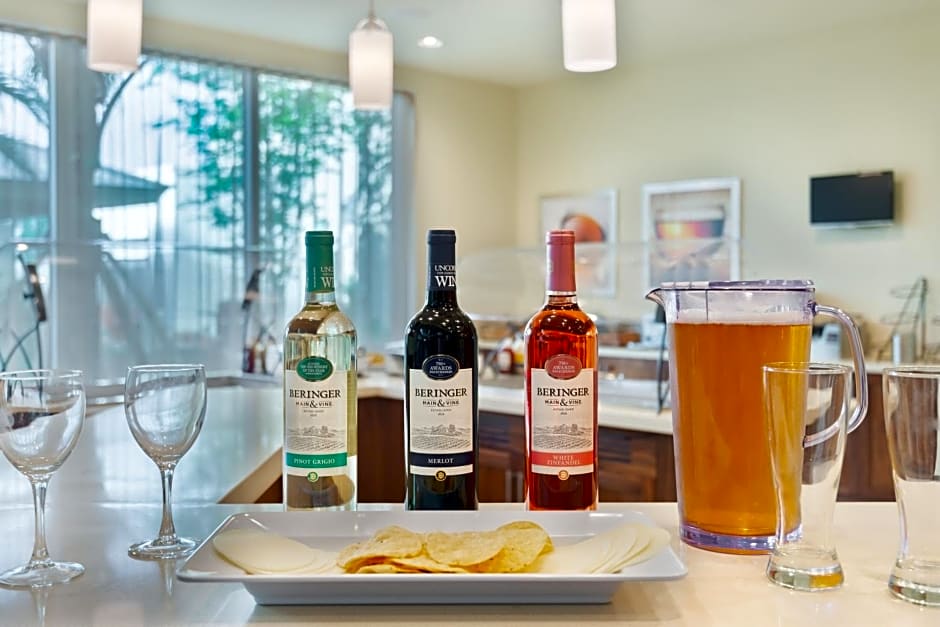 Staybridge Suites Miami International Airport By IHG