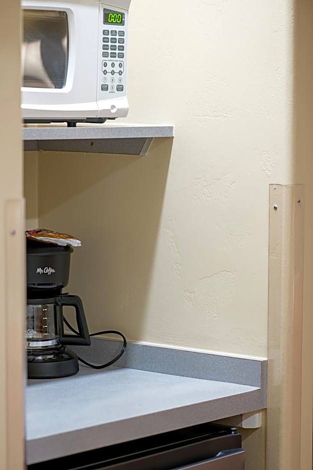 Glenwood Springs Cedar Lodge