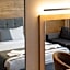 Avenue Hotel
