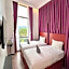 Capital O 90985 Margo Hotel KK