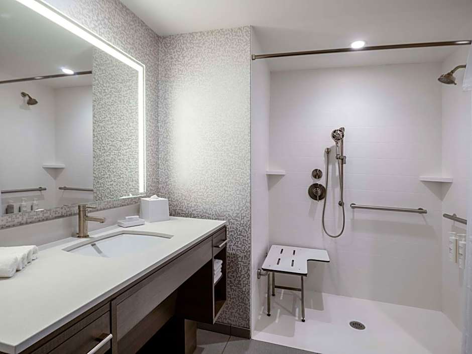 Home2 Suites by Hilton Santa Rosa Beach