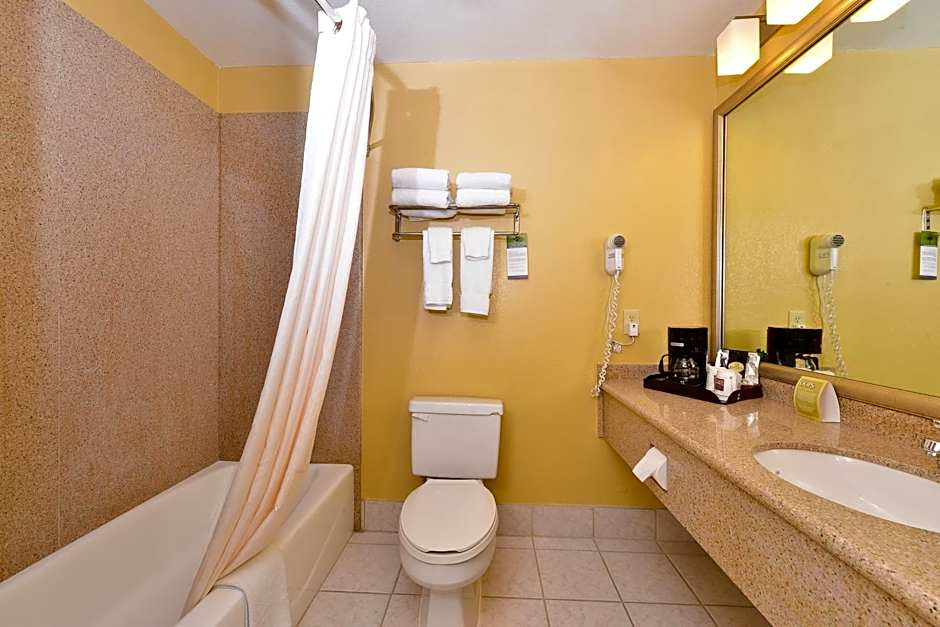 Quality Suites Midland North Loop 250