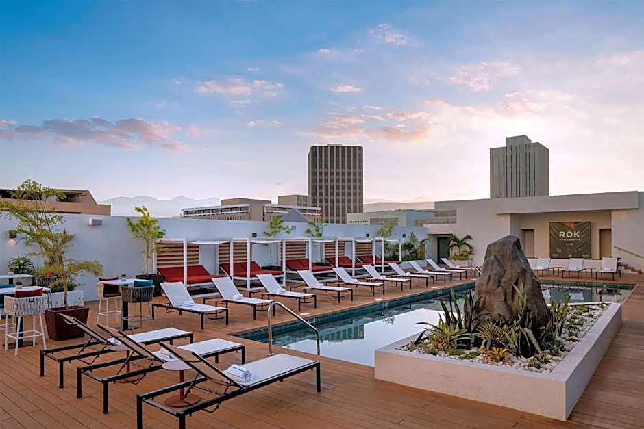 Rok Hotel Kingston Tapestry Collection By Hilton