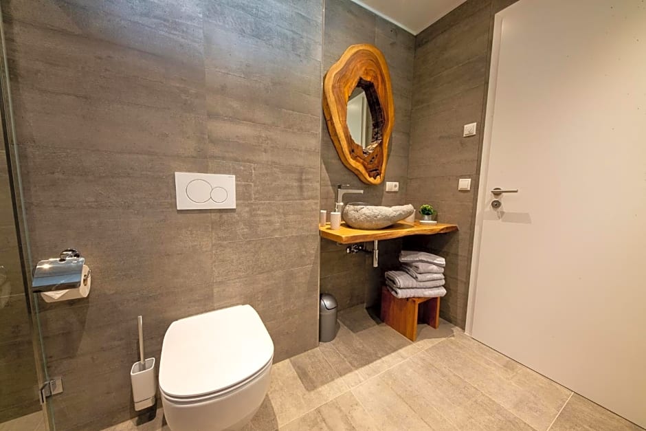 Green & Breakfast Fjord