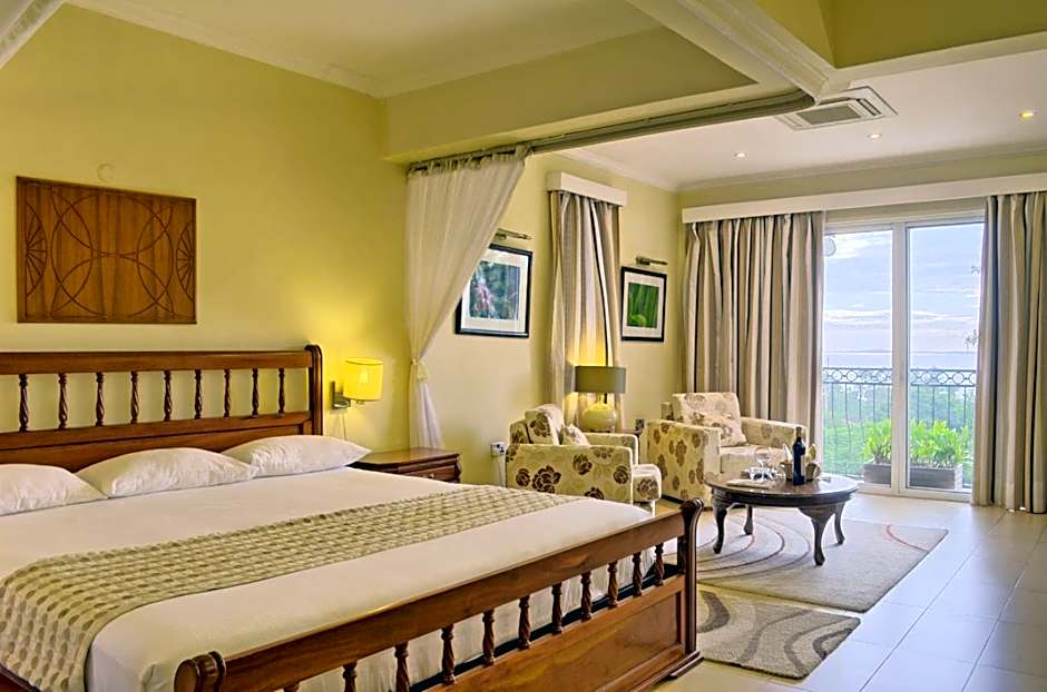 Sovereign Hotel