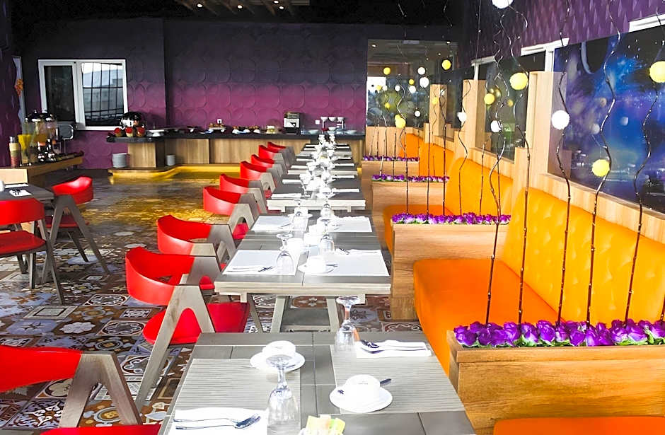 Premiere Hotel Tegal