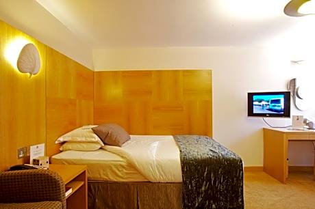 Single Room including parking