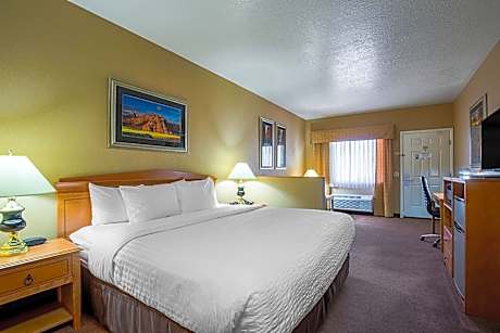 King Suite with Sofa Bed and Spa Bath - Non-Smoking