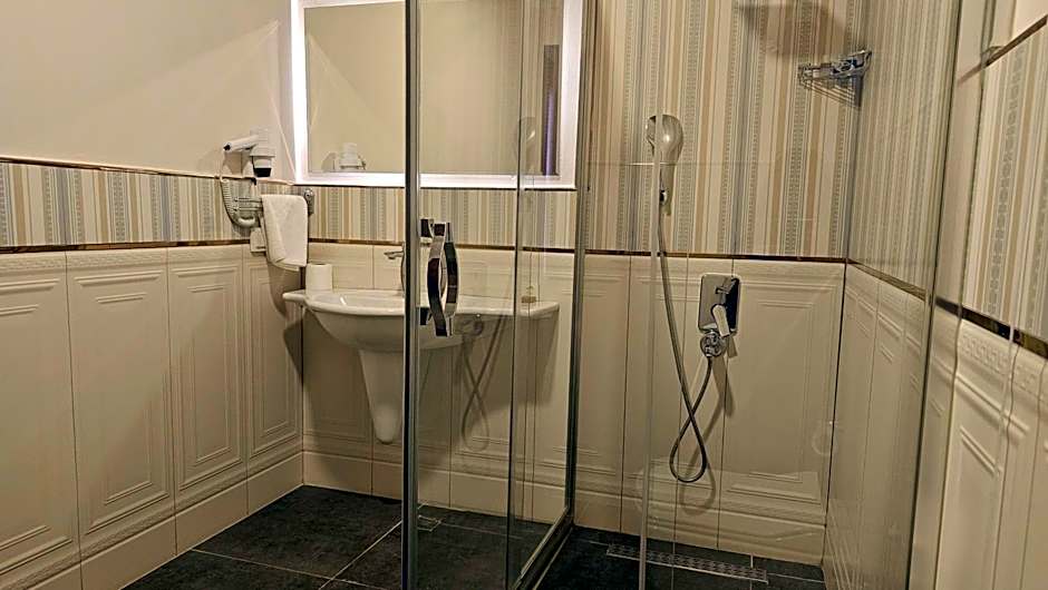 Otantik Hotel & Spa