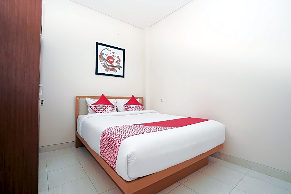 OYO 782 Menjangan Residence at Citraland 1