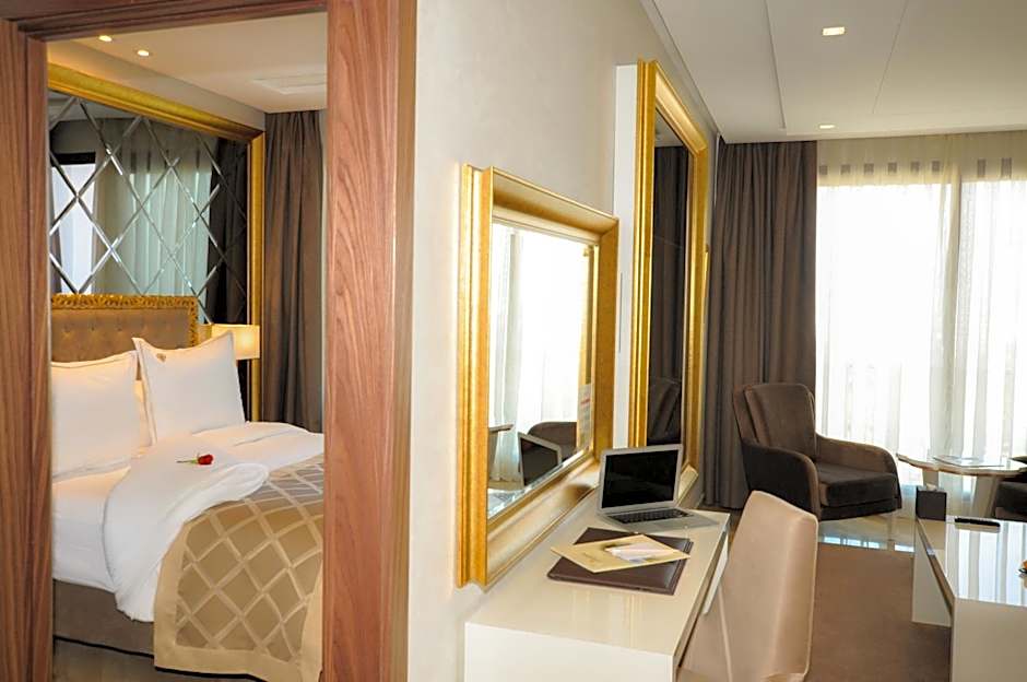 Suite Hotel Casa Diamond