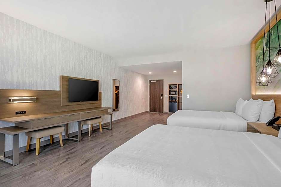 Best Western Plus Winter Haven Inn & Suites