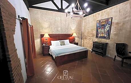 Superior Suite King Bed