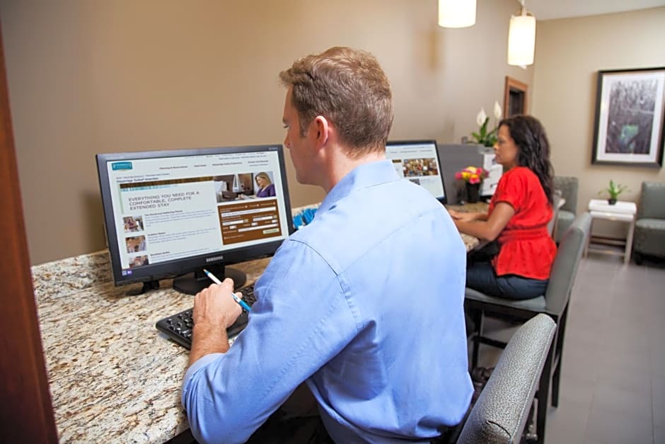 Staybridge Suites - Overland Park - Kansas City S, an IHG Hotel