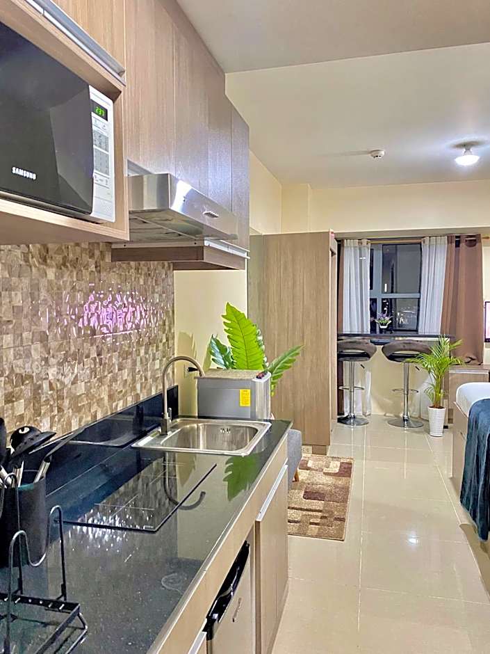 Stunning Sea View Studio Unit@ Horizons 101