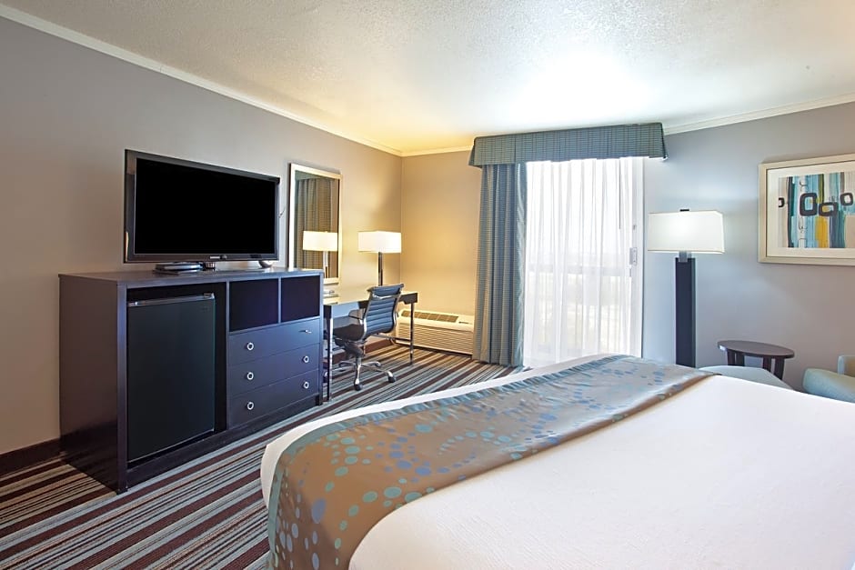 Holiday Inn Long Beach - Airport