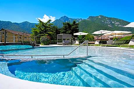Good Life Hotel Garden - Private Spa and Pool