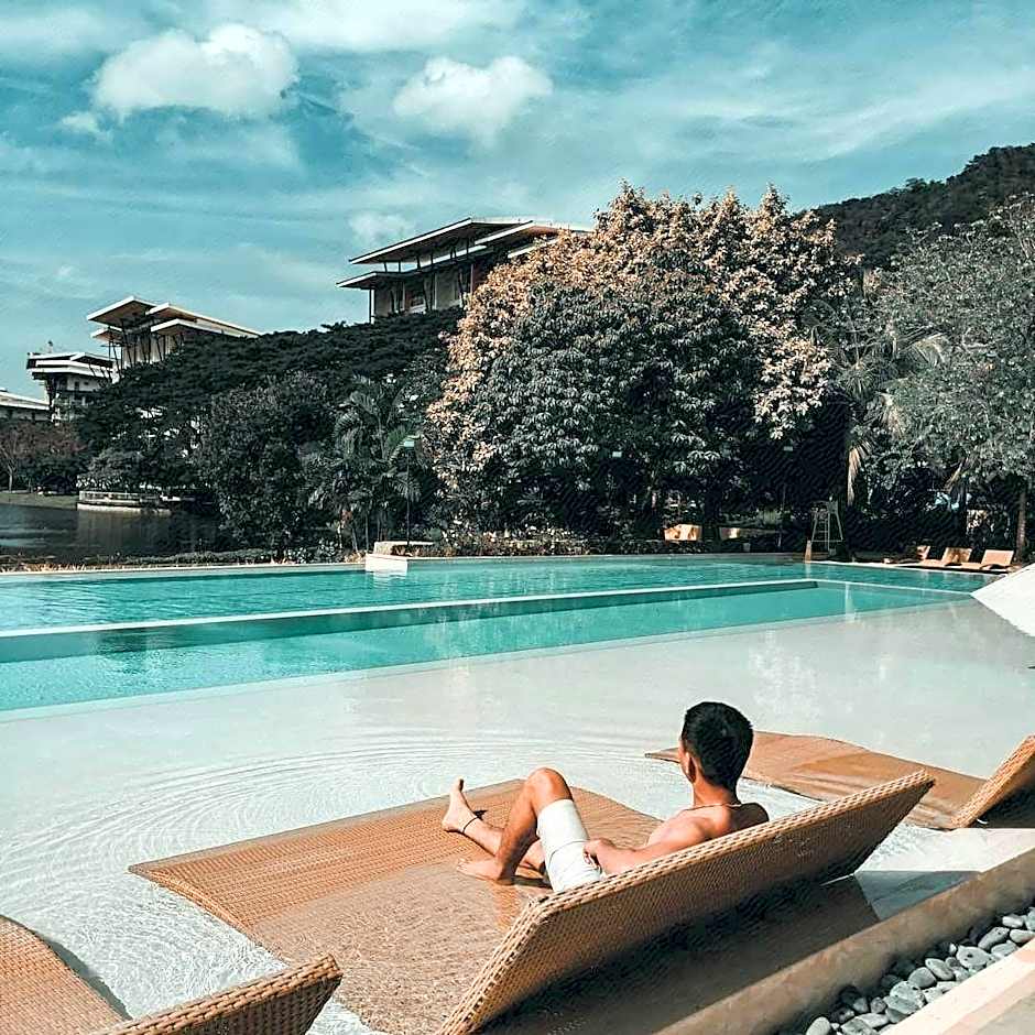 Pico Sands Hotel