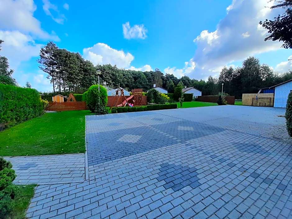 domek Drewniany na wiejskiej