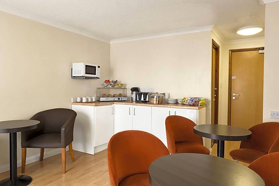 Days Inn by Wyndham Leicester Forest East M1