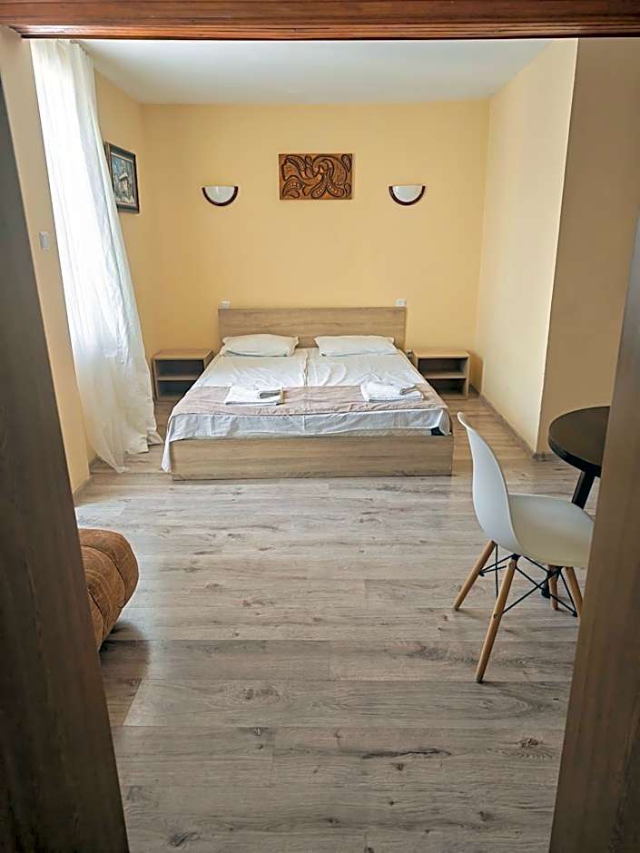 Family Hotel ADIA BLUE