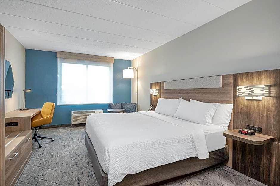Holiday Inn Express Hotel & Suites Columbus Airport By IHG