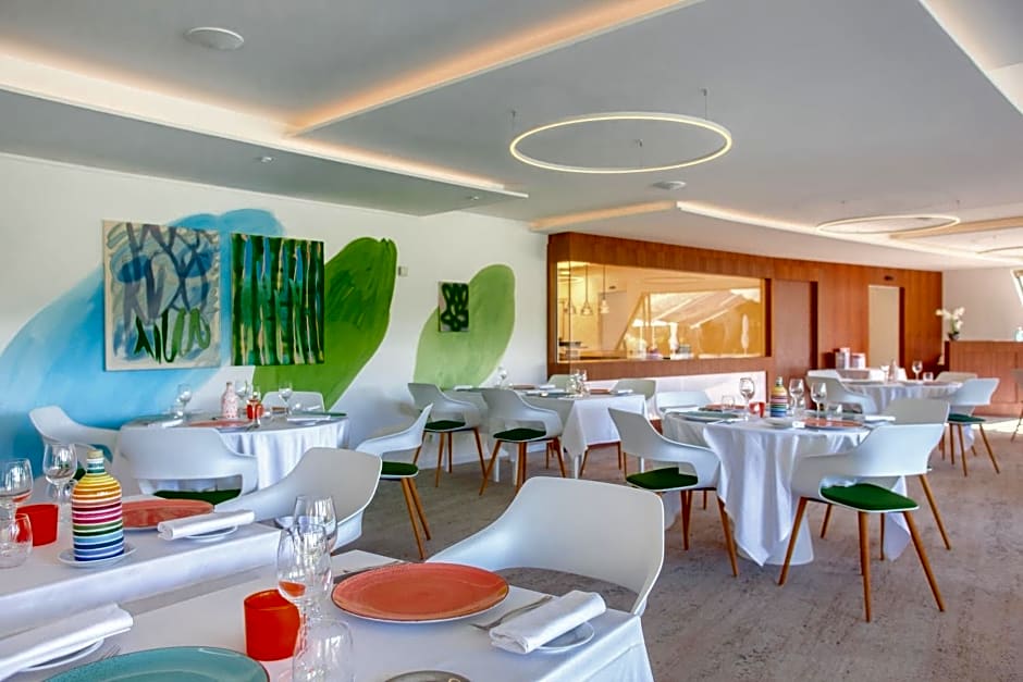 Hotel Restaurant La Vague de Saint Paul & Spa