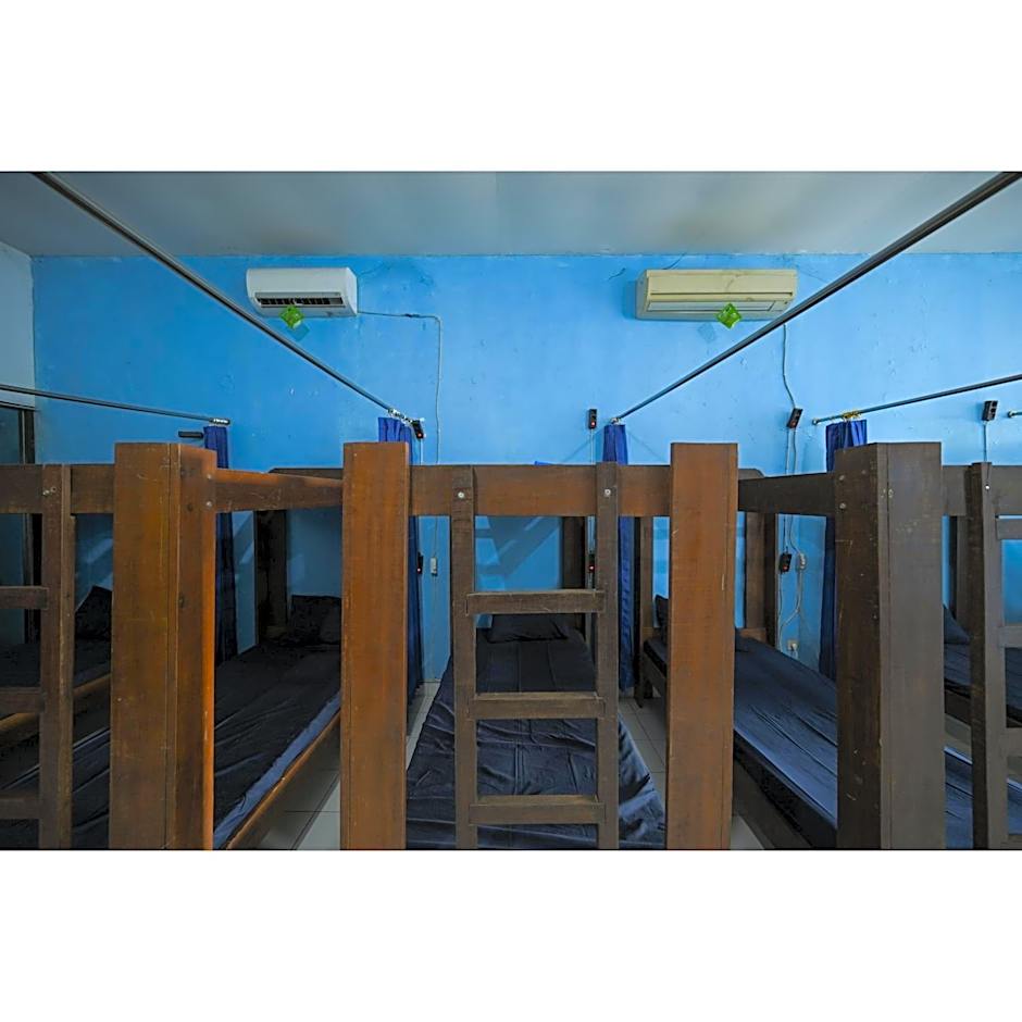 Bunk Bed Bali near Sanur Mitra RedDoorz