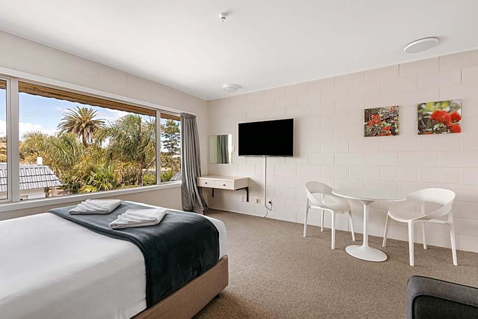 Avalon Motel