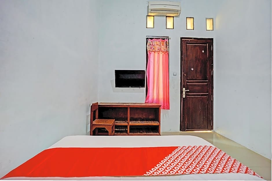 OYO Life 93036 Eddy Homestay Syariah