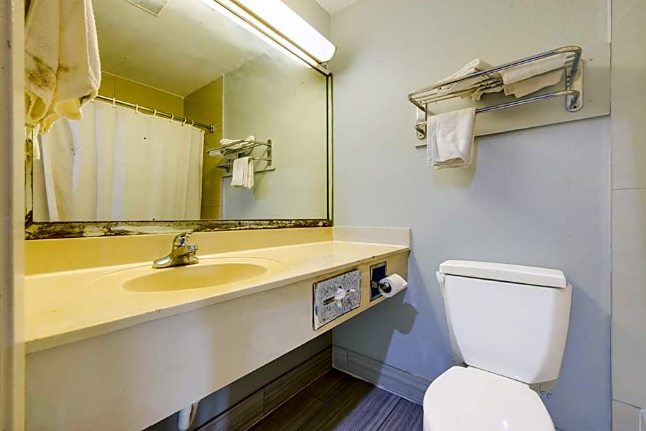 Hotel O Luxury Inn Channelview Baytown I-10