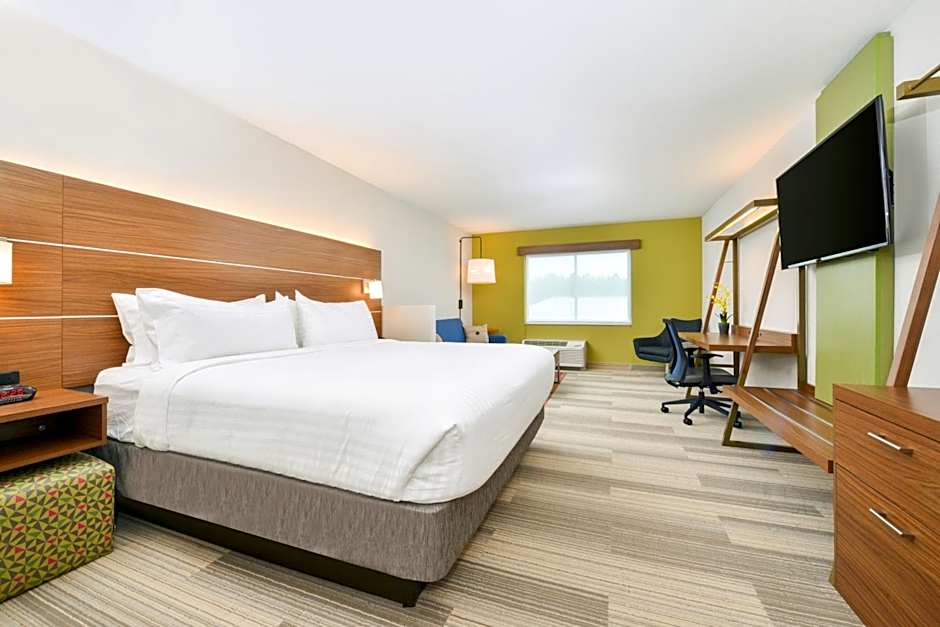 Holiday Inn Express & Suites Salem By IHG