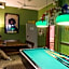 Sunflower City Student Hostel & Bar