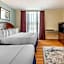 The Carriage House Inn Newport