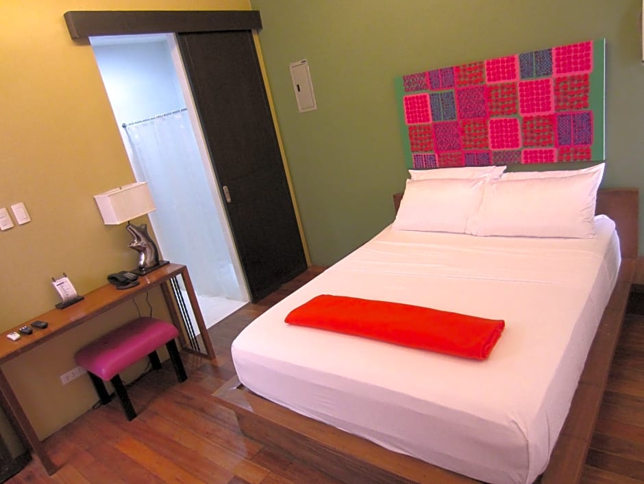 Purple Tree Bed and Breakfast